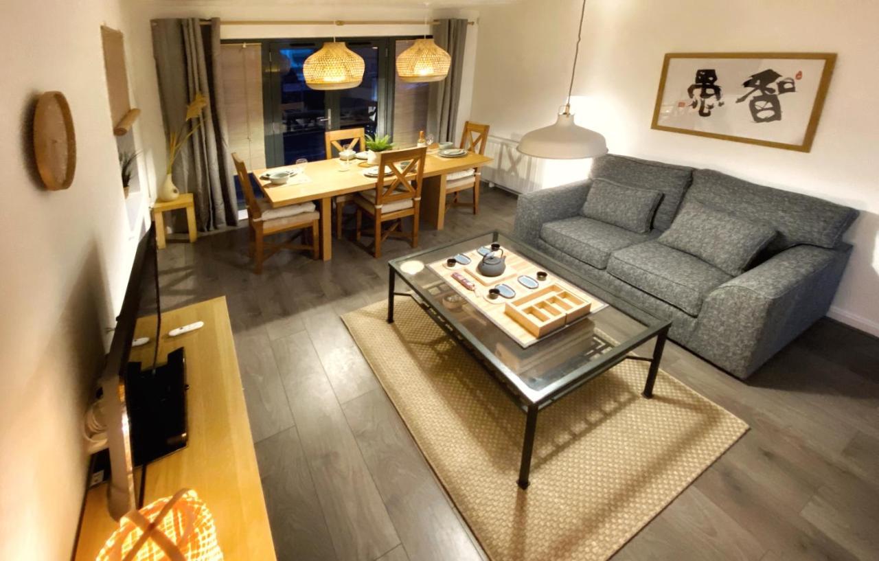 Japanese Style Muji Two-Bedroom Apt Swansea Exterior foto